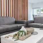 The Laneway Villas By Burleigh Letting Company